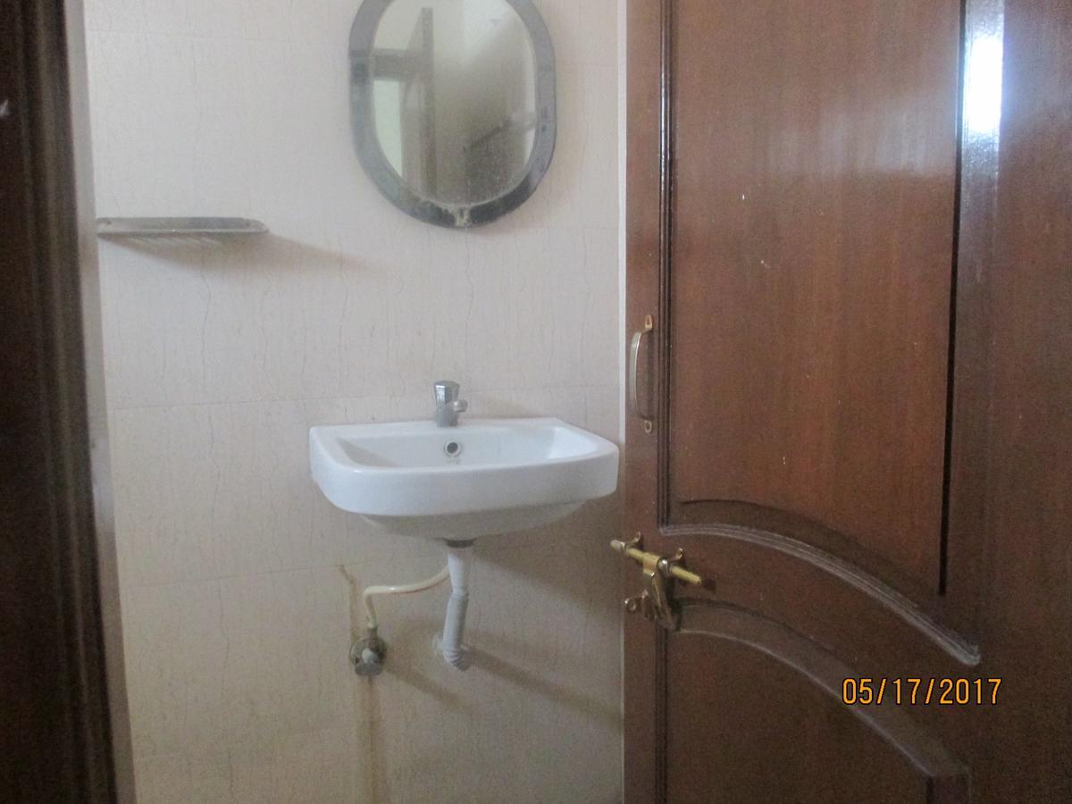 Sri Sai Ganesh Lodge Hyderabad Eksteriør bilde